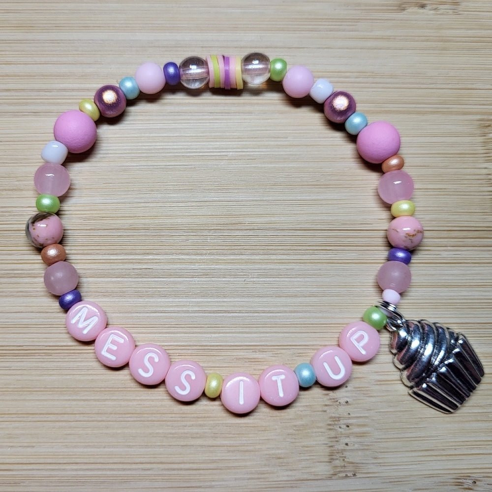 Mess It Up- Gracie Abrams Friendship Bracelet, 7.5"